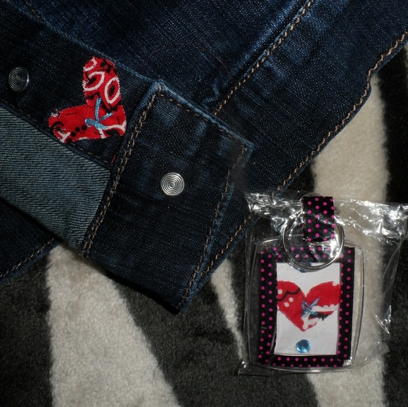 BTS Jean Jacket Korean Boy Band HAND SEWN - Picture 4 of 5
